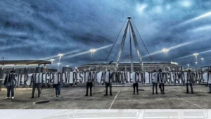 Torino podijeljen, a razlog je Allegri - Transparent ispred stadiona Juventusa dovoljno govori
