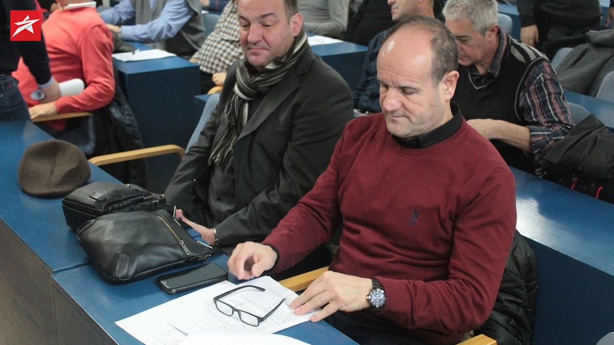 Skupština odlučila: Mujkanović ostaje na čelu Slobode