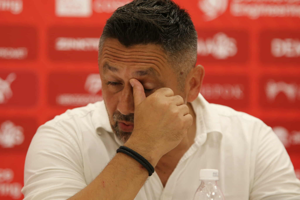 Admir Adžem ponudio ostavku: "Dajem Upravi dva dana da razmisle" Admir Adžem ponudio ostavku: "Dajem Upravi dva dana da razmisle"