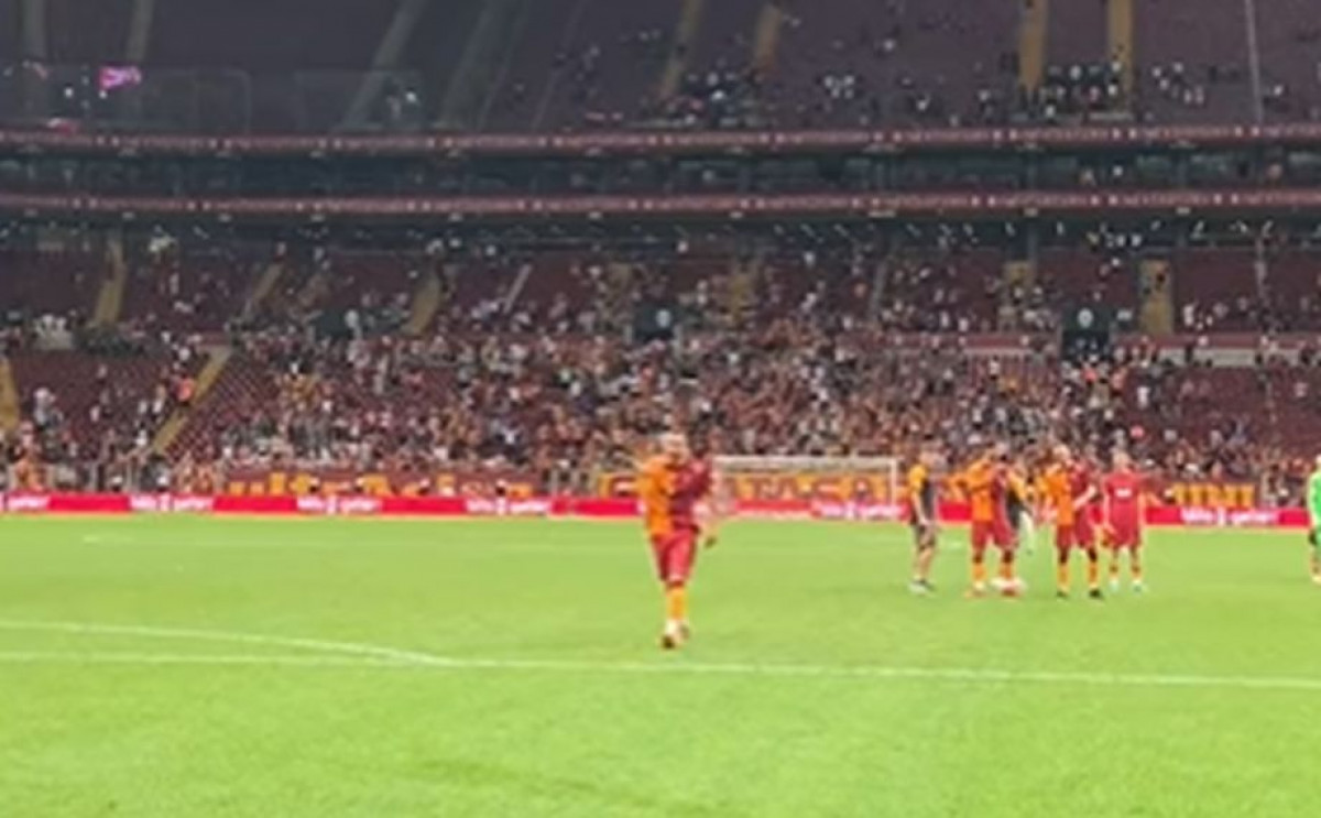 Seferović u prvom meču za Galatasaray doživio ono što nikada nije u karijeri