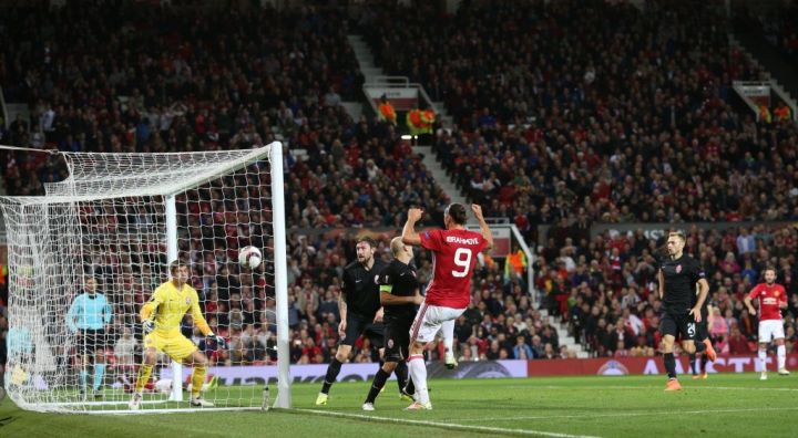 Ibrahimović spasio Manchester United