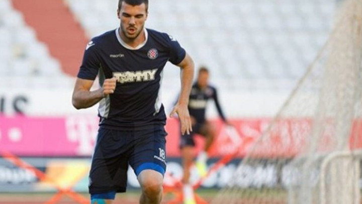 Nihad Mujakić završio na štakama