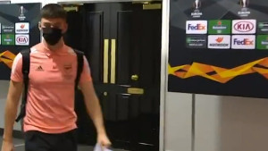I Arsenal ima svog "luđaka": Ne, ovaj put nije Kolašinac u centru pažnje