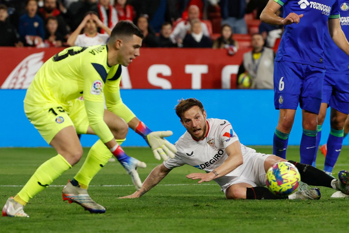 Žestok odgovor golmana Getafea Barceloni: "Prošli put sunce i trava, sada sudija, pokušavaju..."
