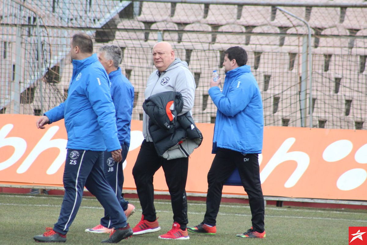 Slavko Petrović nezadovoljan: Moji igrači su zakazali, a igrači Čelika su ginuli na terenu