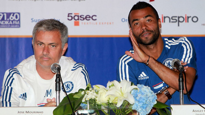 Ashley Cole počeo s trenerskim poslom