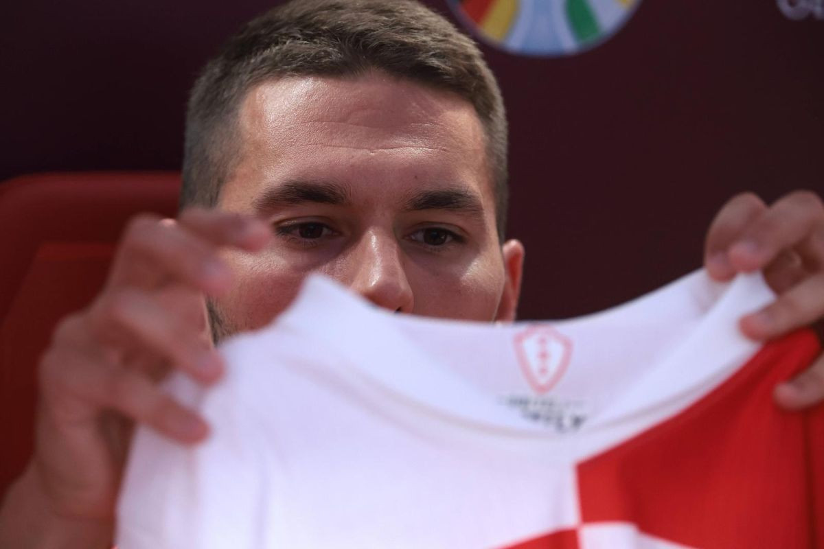Muk u Splitu - Dinamo predstavio najveće pojačanje ovog ljeta Muk u Splitu - Dinamo predstavio najveće pojačanje ovog ljeta