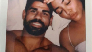 U Bibliji pronađene privatne fotografije Diega Coste i Gabriela Jesusa sa nepoznatom djevojkom