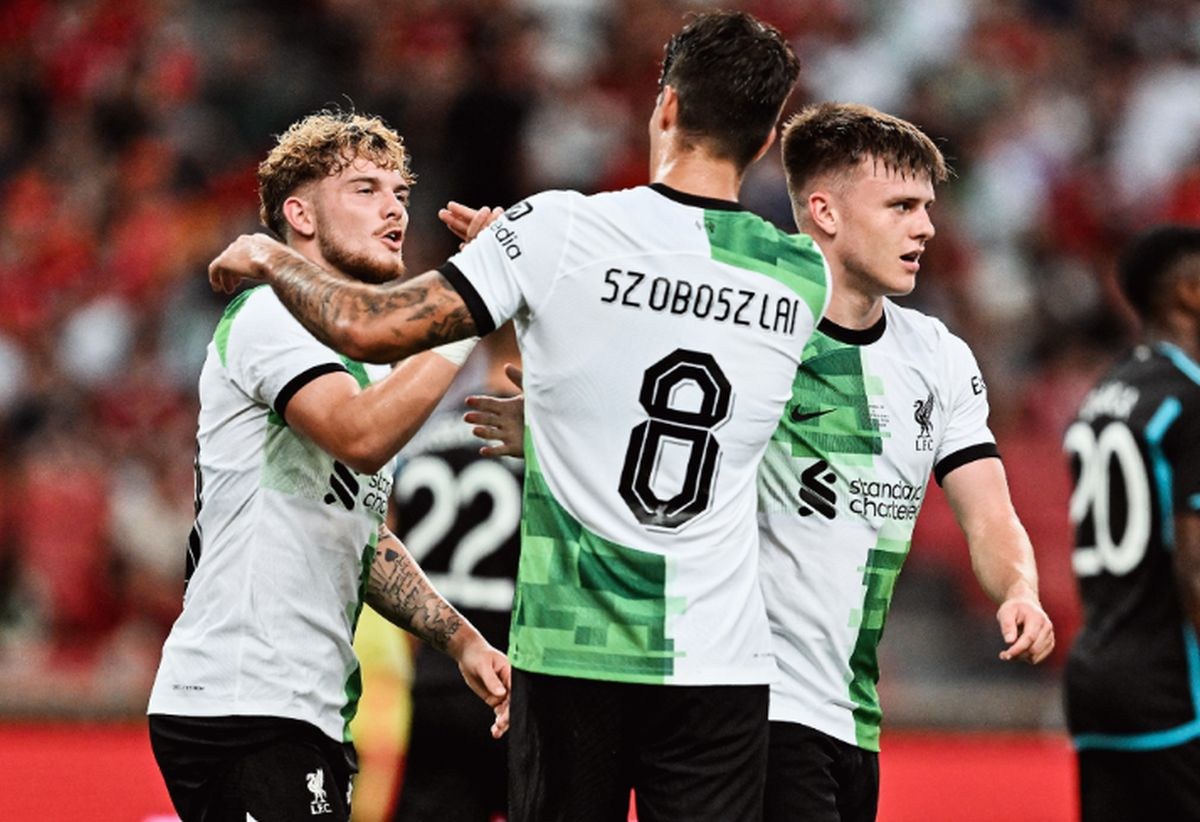 U Singapuru se sastali bivši engleski prvaci, ali više je to ličilo na lakši trening Liverpoola U Singapuru se sastali bivši engleski prvaci, ali više je to ličilo na lakši trening Liverpoola