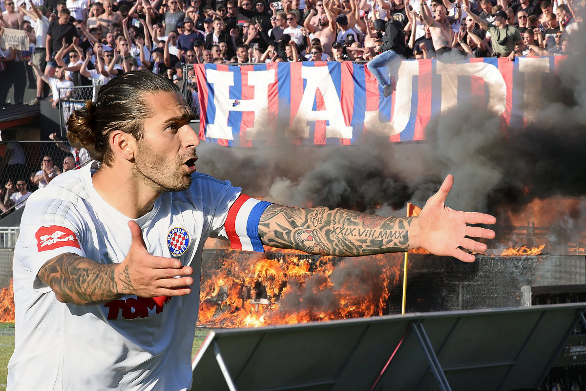 Torcida zapalila stadion, a Livaji pukao film! Šutio je i trpio koliko je mogao, a sad - eksplozija! Torcida zapalila stadion, a Livaji pukao film! Šutio je i trpio koliko je mogao, a sad - eksplozija!