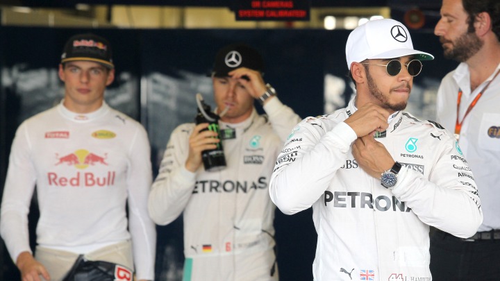 Hamilton: Uživam u borbi sa Vettelom