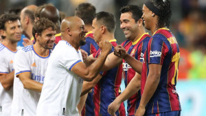 Legendarni Roberto Carlos izabrao najvećeg beka svih vremena, stavio ga i ispred sebe