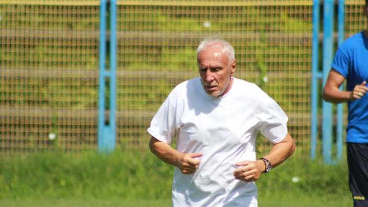 Nikić ostaje na klupi Bratstva