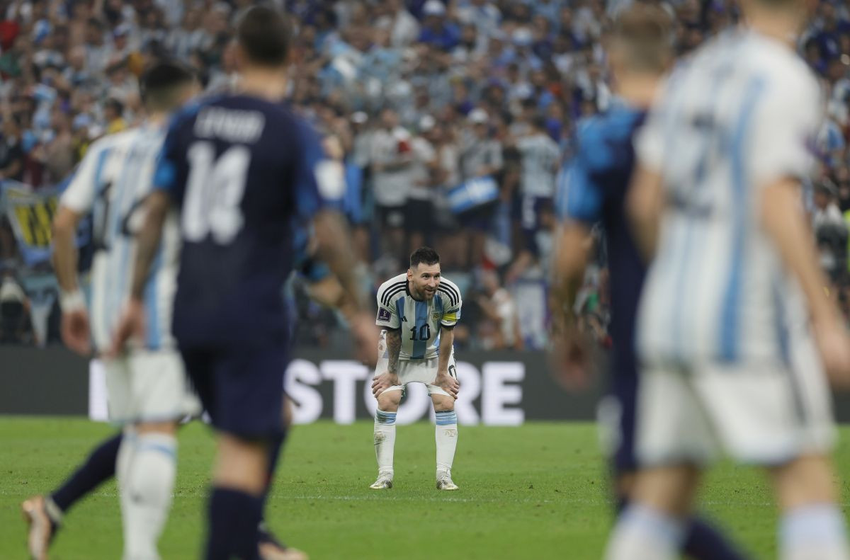 Messija nije bilo na treningu, Argentinci strahuju, a Martinez je sad otkrio svu istinu Messija nije bilo na treningu, Argentinci strahuju, a Martinez je sad otkrio svu istinu