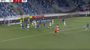 Ovako pogađaju samo najveći majstori! Ivan Bašić postigao fenomenalan pogodak!