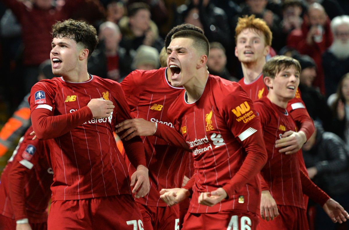 Liverpoolovi tinejdžeri izbacili trećeligaša, Rooney potvrdio prolazak Derbyja Liverpoolovi tinejdžeri izbacili trećeligaša, Rooney potvrdio prolazak Derbyja