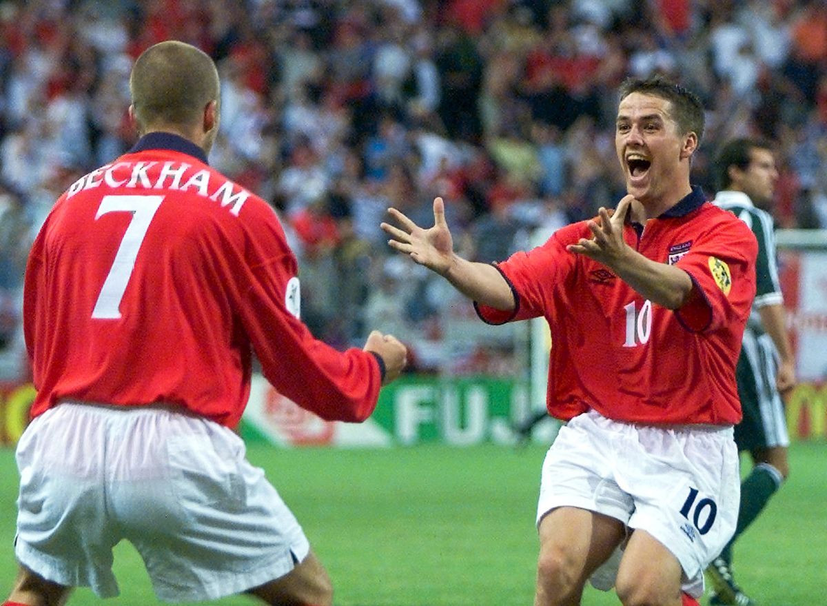 SportSport.ba kviz: EURO 2000. u Belgiji i Nizozemskoj SportSport.ba kviz: EURO 2000. u Belgiji i Nizozemskoj