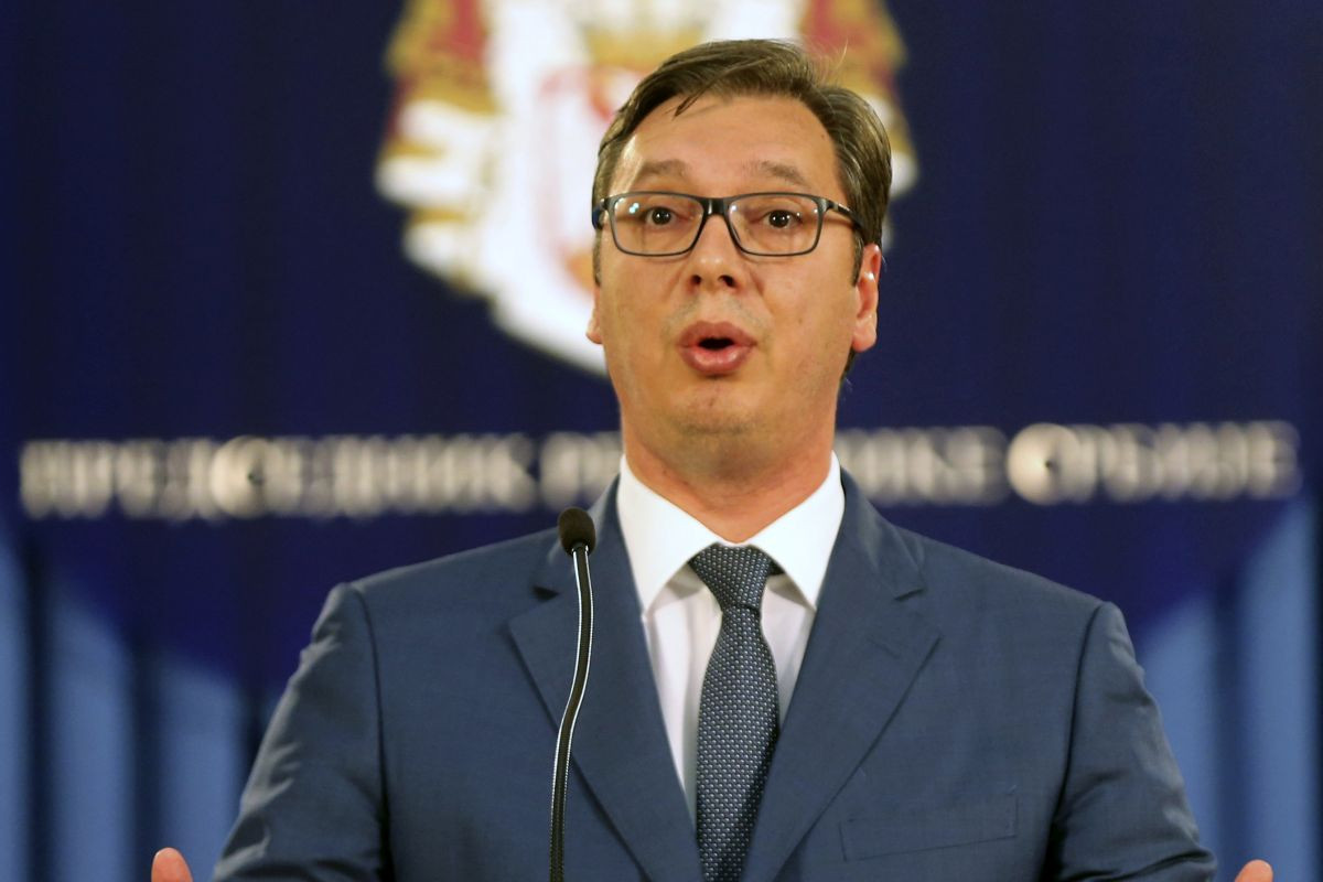 Aleksandar Vučić kao košarkaši trener komentarisao meč Srbije, pa poručio: "Pobijedite Ameriku"