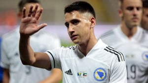 Luka Menalo ponovo u reprezentaciji BiH: "Hvala izborniku Barbarezu na pozivu!"