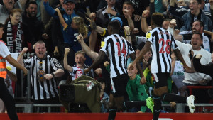 Isak golom sa bijele tačke u 93. minuti produžio snove Newcastlea o Ligi prvaka