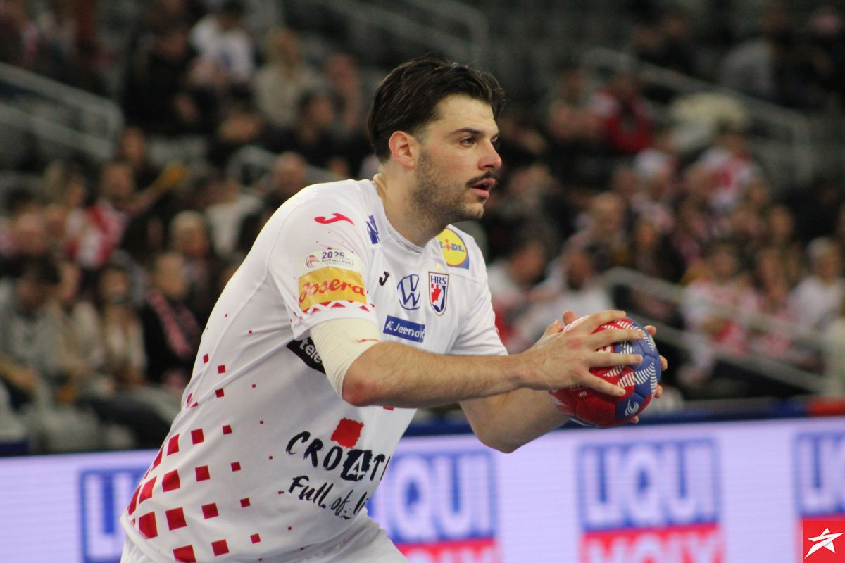 Djevojke lude za njim i njegovim "brčićima", a on u transferu karijere potpisuje za njemačkog diva!