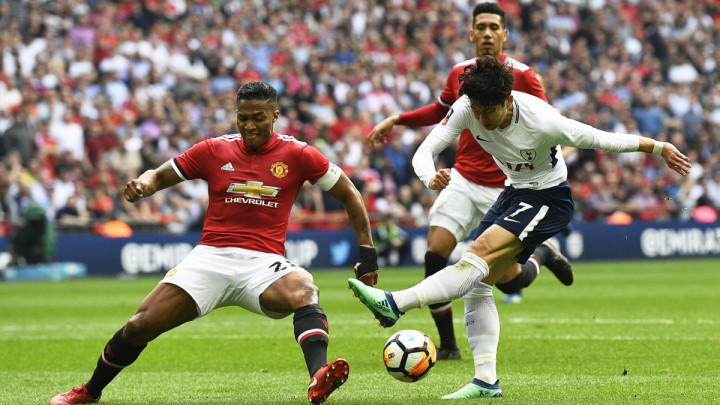 Mourinhov United korak bliže novom trofeju
