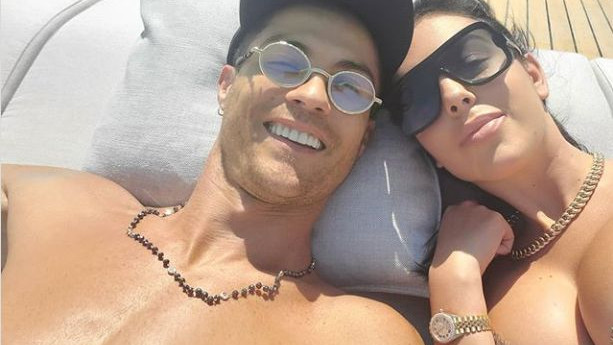 Georgina za nekoliko sati dobila preko dva miliona lajkova: "Jedino što volim više od tebe..."