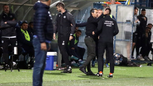 Trener Hajduka za 12 minuta uveo pa izveo igrača, poslije meča objasnio taj potez