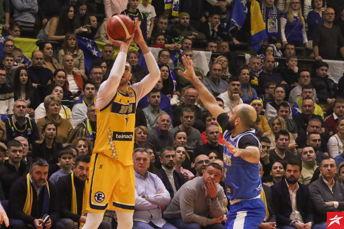 FIBA dala instrukcije navijačima BiH: "Nazovite gazde i recite im da..." FIBA dala instrukcije navijačima BiH: "Nazovite gazde i recite im da..."