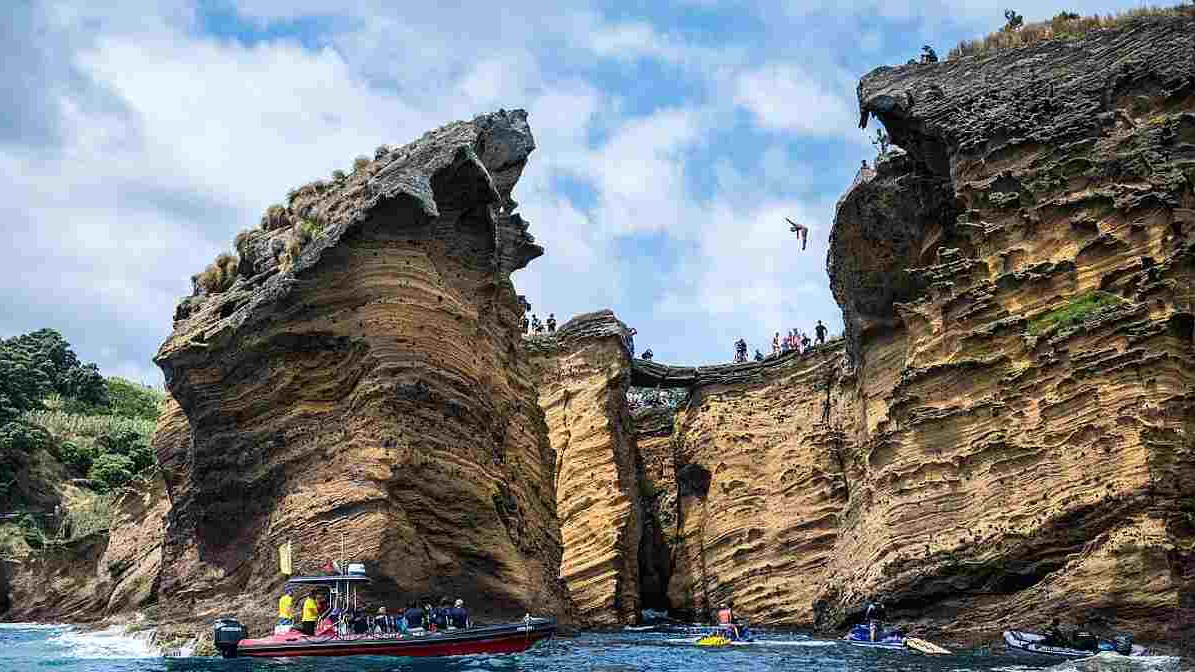 Red Bull Cliff Diving: Iffland i LoBue najbolji na Azorima