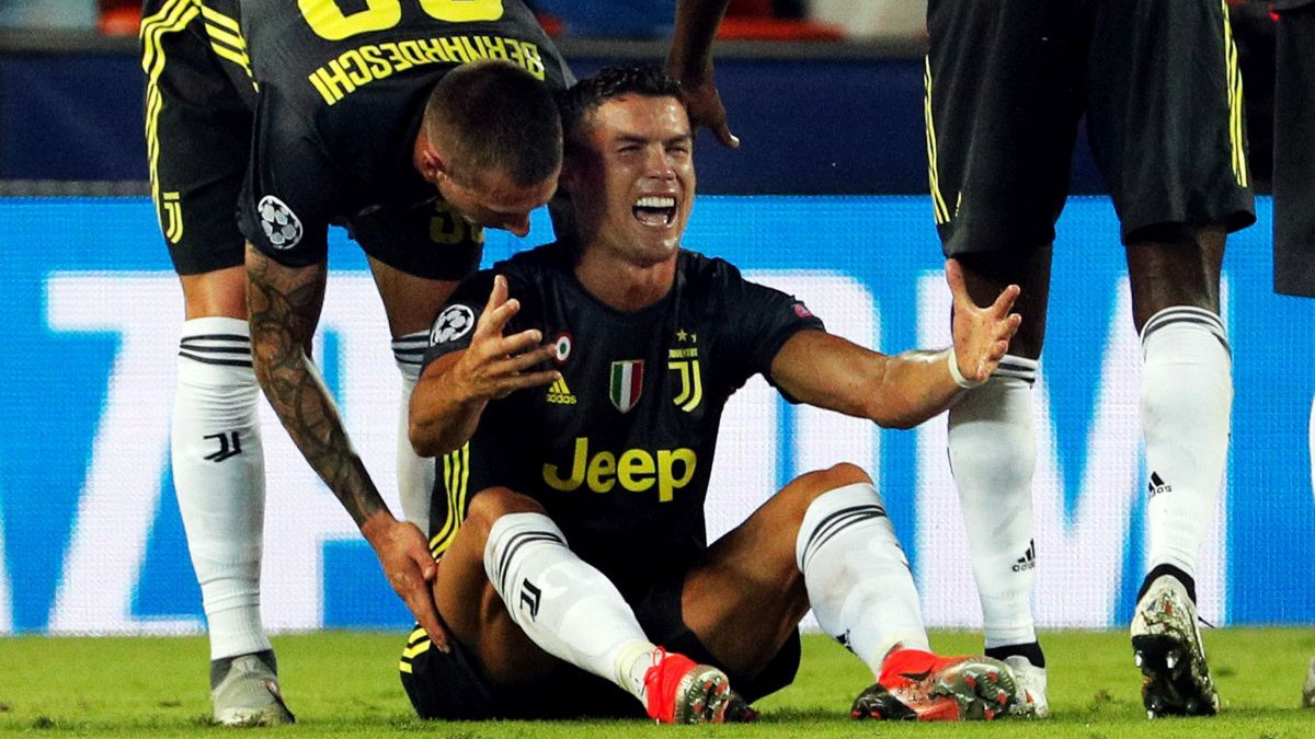 Poznato je zbog čega je Ronaldo zaplakao nakon što je dobio crveni karton