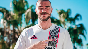Nihad Mujakić predstavljen u novom timu