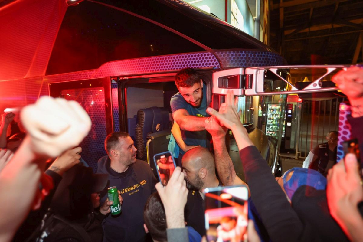 Dinamov heroj za oko pet miliona napušta Maksimir? Bh. trener mu pruža ruku spasa i vodi ga sa sobom Dinamov heroj za oko pet miliona napušta Maksimir? Bh. trener mu pruža ruku spasa i vodi ga sa sobom