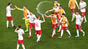 Spuštene glave, iščekivanje, pa eksplozija emocija