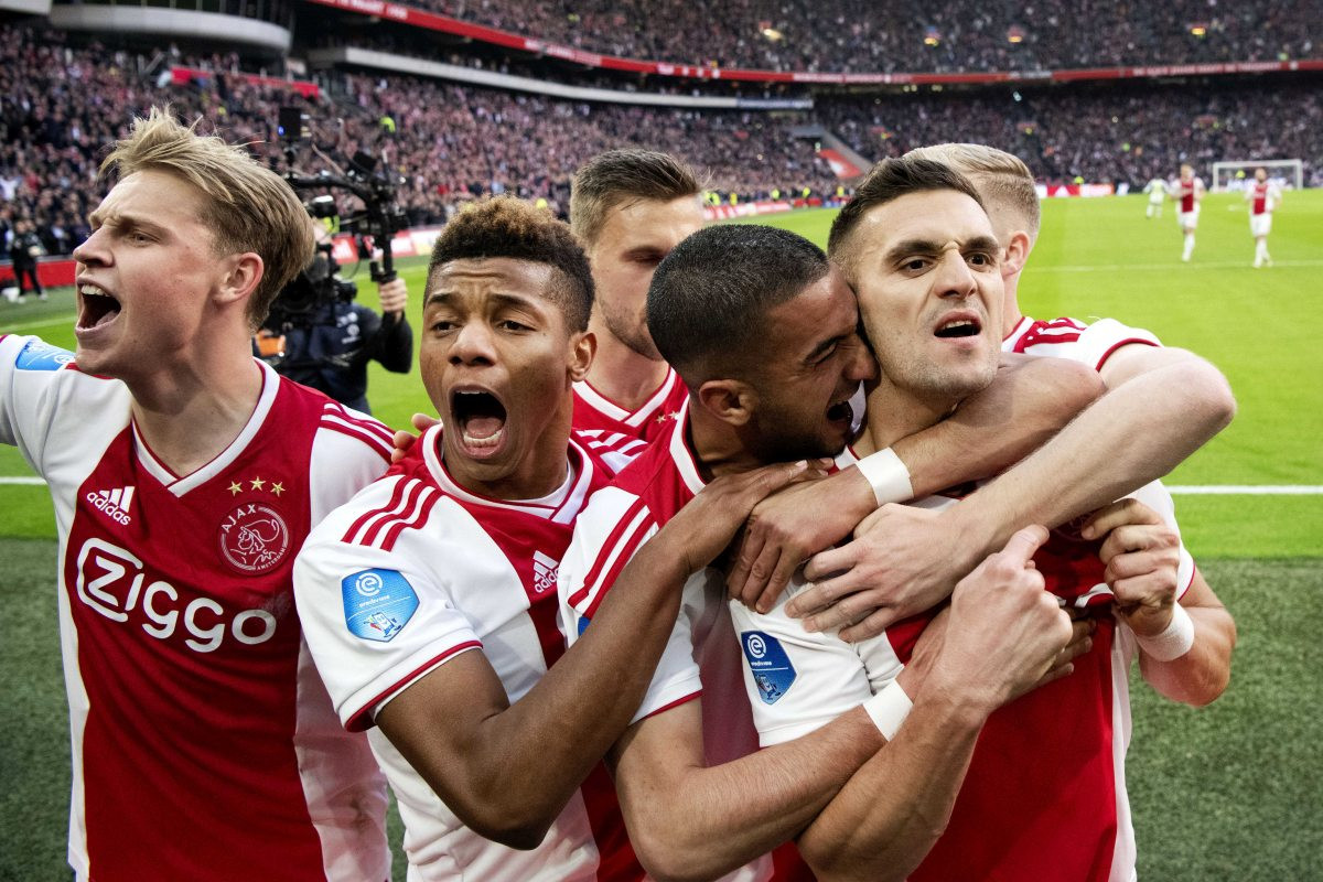 Ajax srušio PSV u najvećem derbiju Holandije