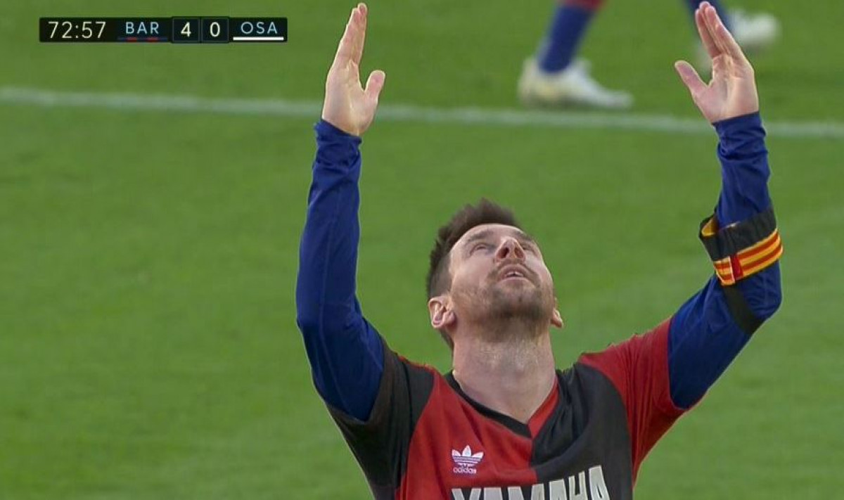 Messi zabio golčinu, a zatim skinuo dres i Maradonine fanove natjerao na suze