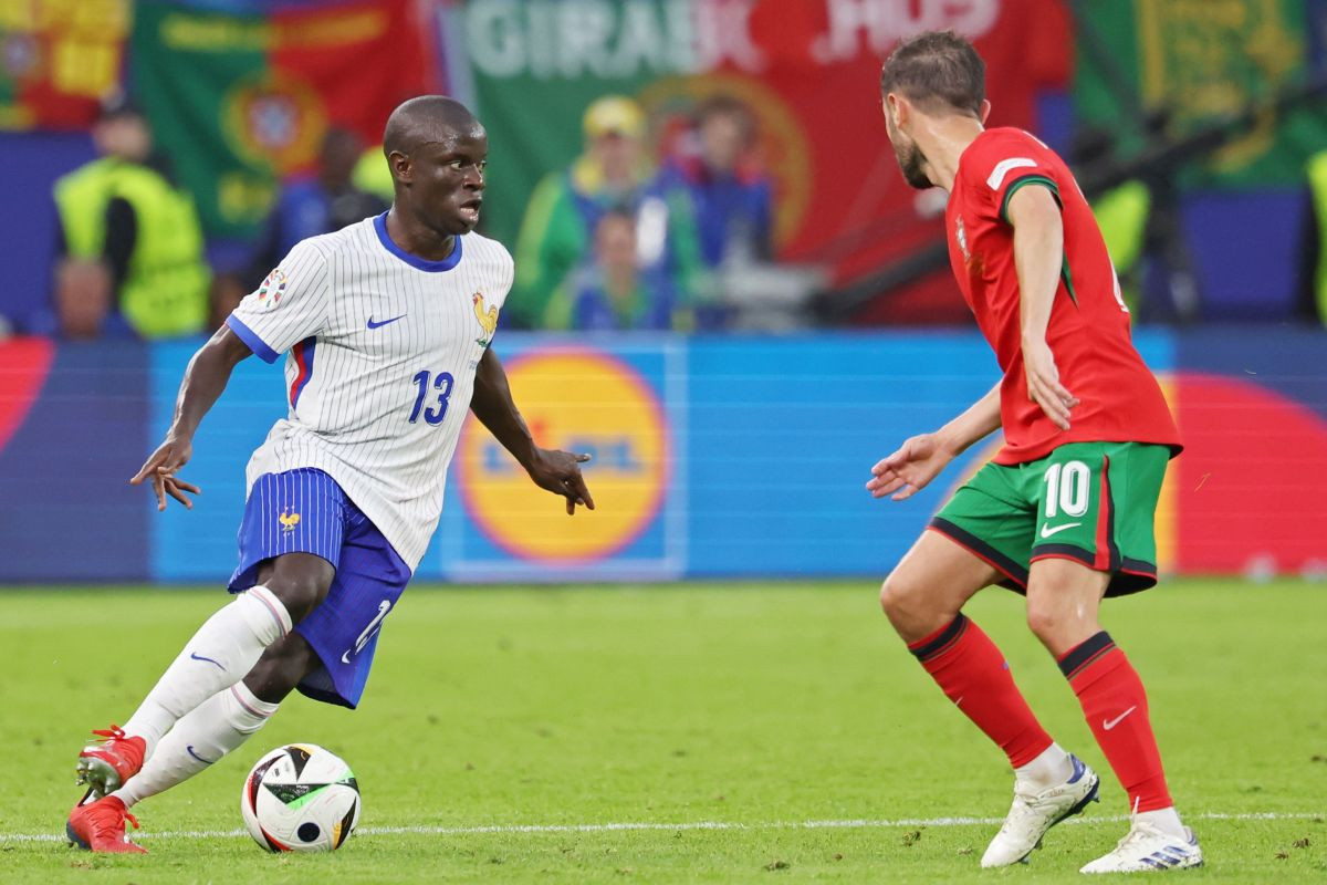N'Golo Kante se na velika vrata vraća u evropski fudbal? N'Golo Kante se na velika vrata vraća u evropski fudbal?
