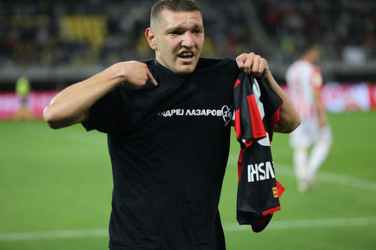 Zvezda slavila u Skoplju pred 20.000 ljudi, Makedonac plakao nakon što je zabio gol Zvezda slavila u Skoplju pred 20.000 ljudi, Makedonac plakao nakon što je zabio gol