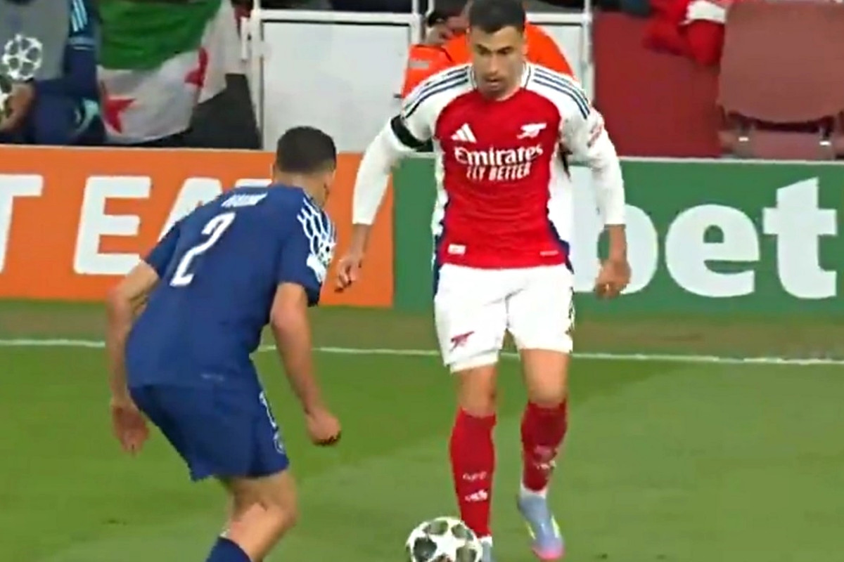 Sramotan potez Martinellija koji je obišao svijet: "Ti si sramota za Arsenal, otjerajte ga iz kluba" Sramotan potez Martinellija koji je obišao svijet: "Ti si sramota za Arsenal, otjerajte ga iz kluba"