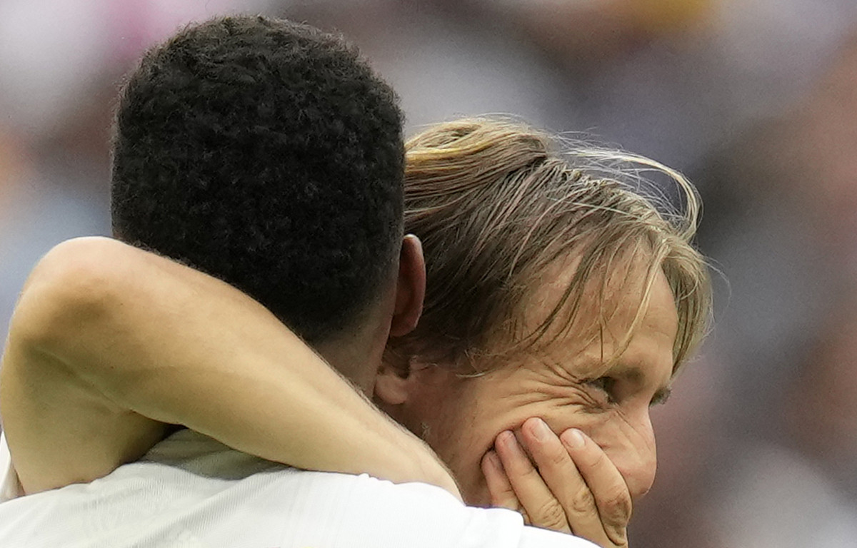 Modrić je učinio šta je mogao: Odbačen u klubu, otpisan u reprezentaciji, drama mu tek slijedi Modrić je učinio šta je mogao: Odbačen u klubu, otpisan u reprezentaciji, drama mu tek slijedi