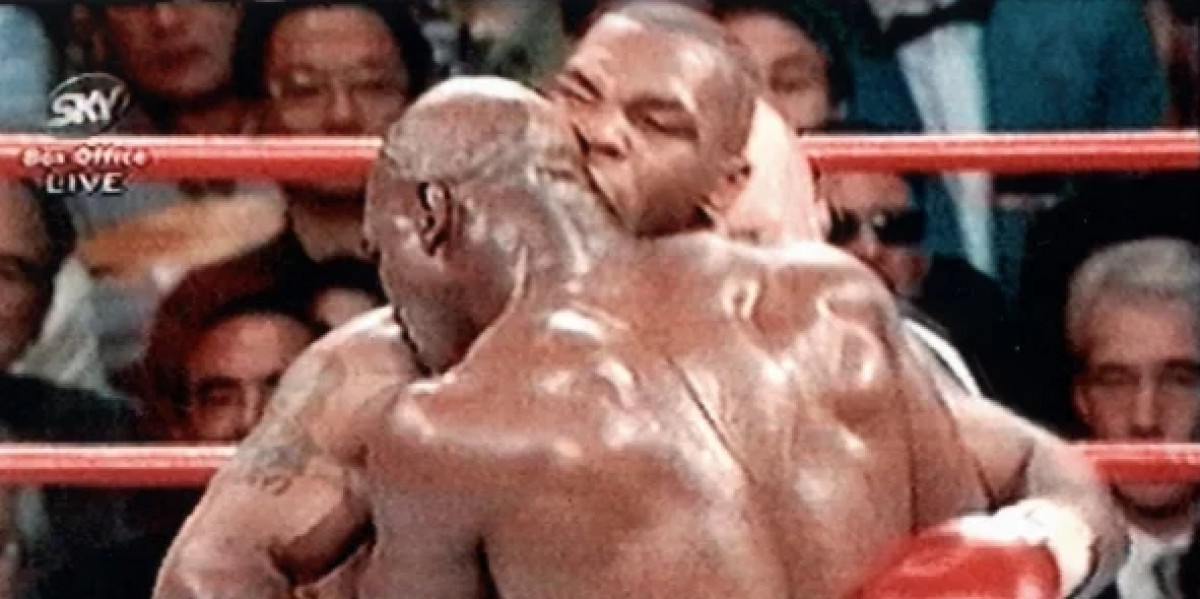 Tyson se predomislio: Govorio sam da ne bih, ali opet bih mu odgrizao uho Tyson se predomislio: Govorio sam da ne bih, ali opet bih mu odgrizao uho