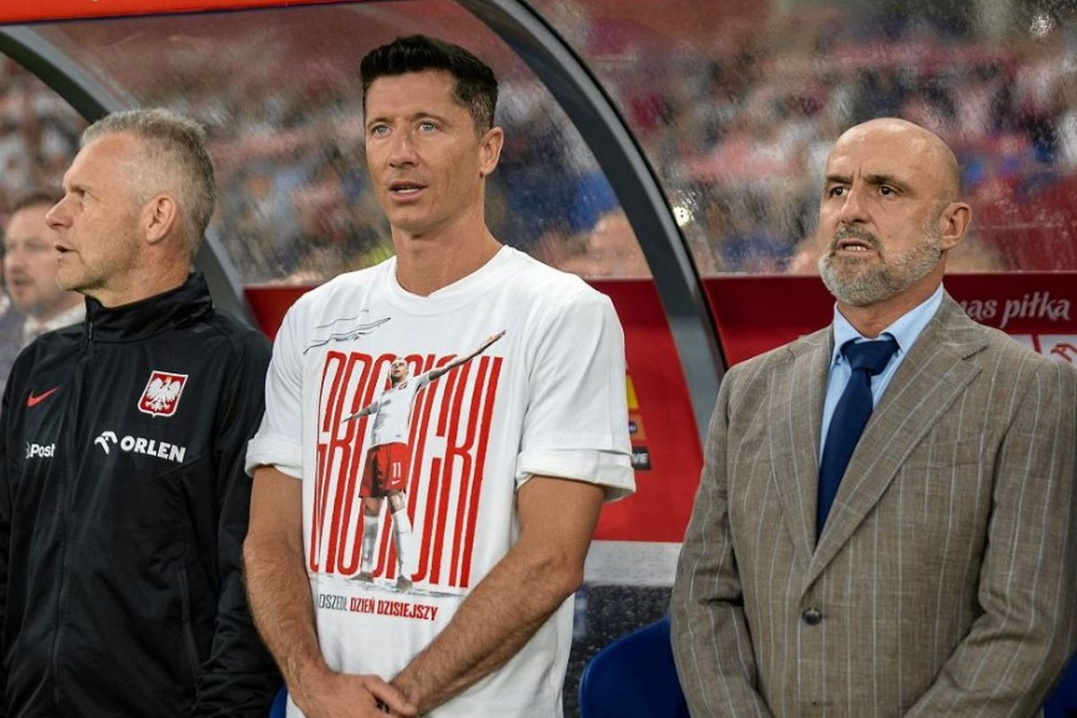 Selektor Lewandowskom oduzeo kapitensku traku, on odlučio da više ne igra za Poljsku! Selektor Lewandowskom oduzeo kapitensku traku, on odlučio da više ne igra za Poljsku!