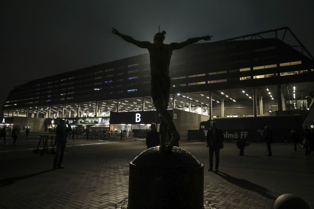 Izdaju mu neće nikad oprostiti: Vandali oštetili statuu i kuću Zlatana Ibrahimovića