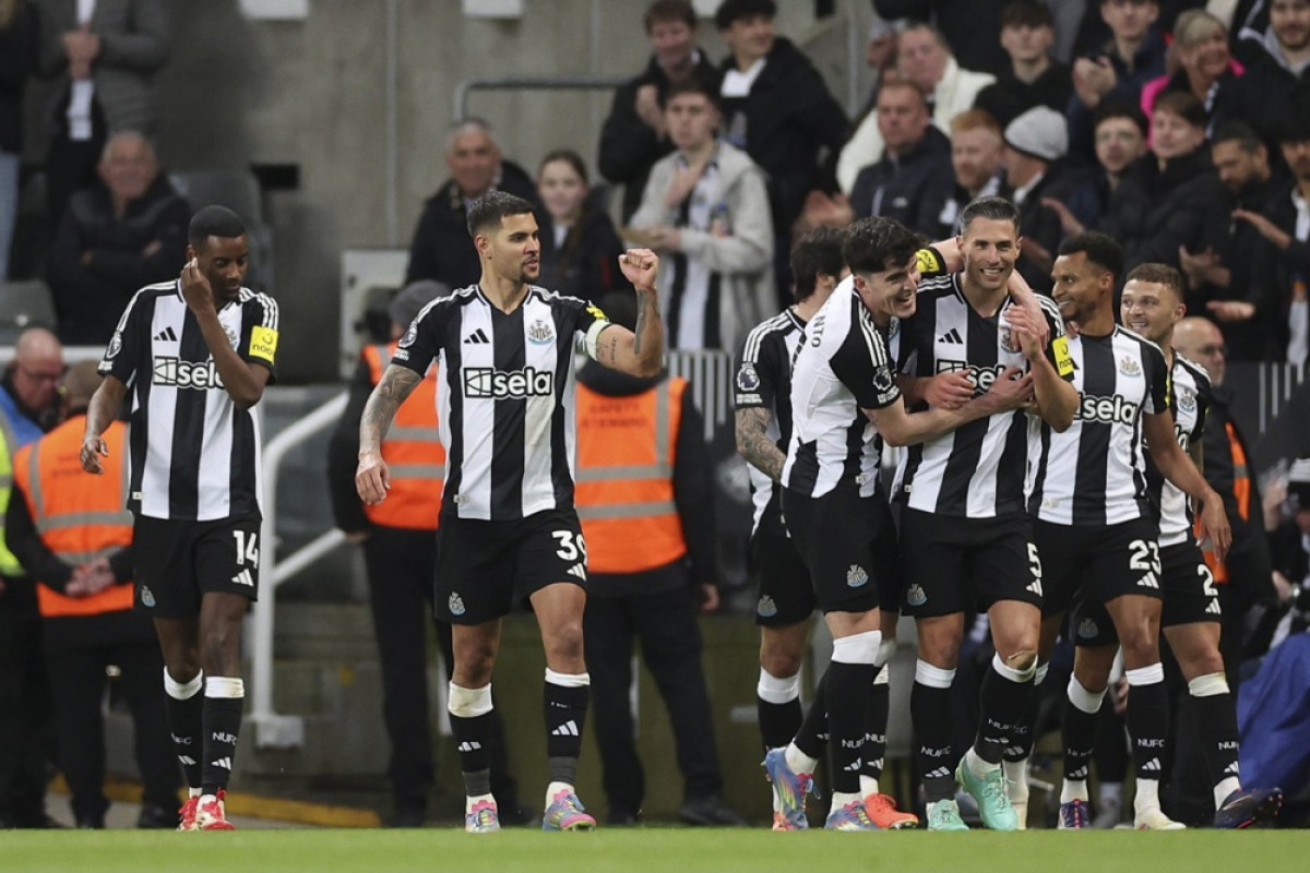 Newcastle za poluvrijeme demolirao Crystal Palace i stigao do treće pozicije na tabeli!