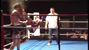 Uspavan u zraku: Dvometarski kolos je "pokošen" brutalnim tornado udarcem
