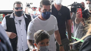 Messi krenuo na potpis!