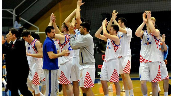 Široki slavio protiv Kaknja, sa Sparsima za doigravanje