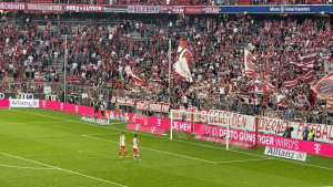 Dvojica igrača Bayerna stala pred navijače kako bi se oprostili od njih, na ljeto pakuju kofere