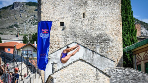 Meili Carpenter pripala čast da prva skoči sa Starog mosta