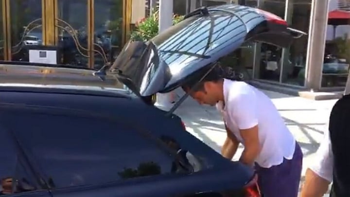 Brazzo odveo Vidala, navijači Bayerna su svjesni šta će se desiti